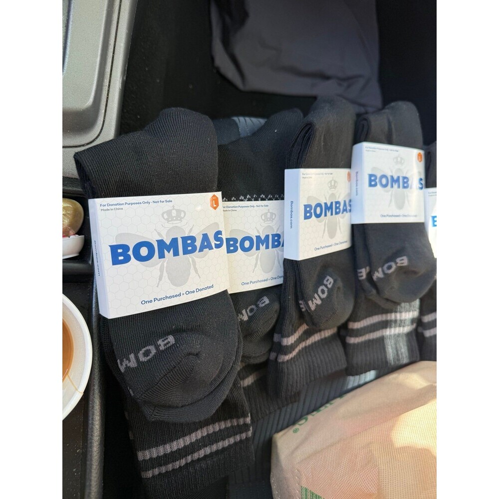 Bombas sock size large lot of 6